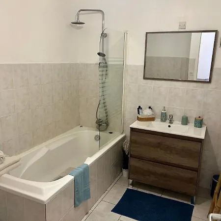 Appartement Au Calme - Proche Centre Ville Châlons-en-Champagne Exterior foto