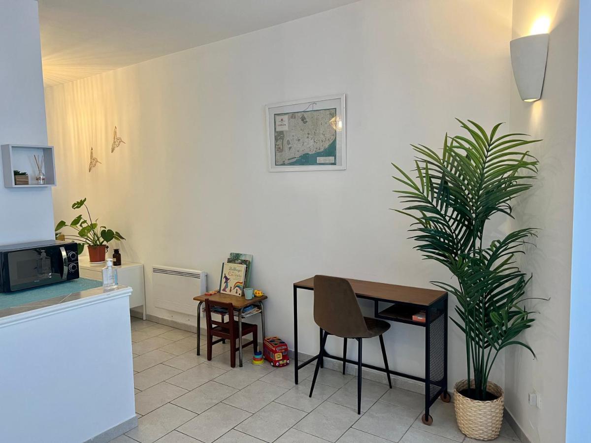 Apartment Au Calme - Proche Centre *